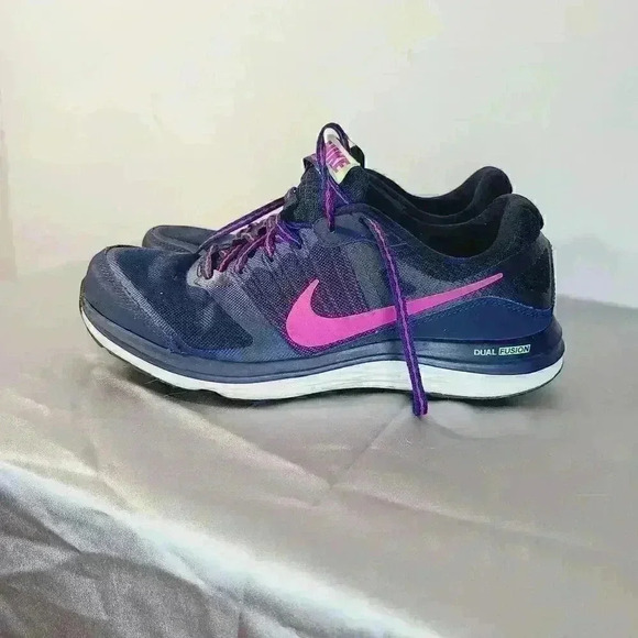 Nike Shoes | Nike Dual Fusion X Women's | Color: Navy/Pink | Size: 8.5 - Picture 10 of 11